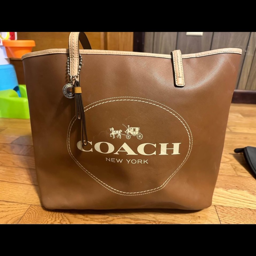 Coach purse
